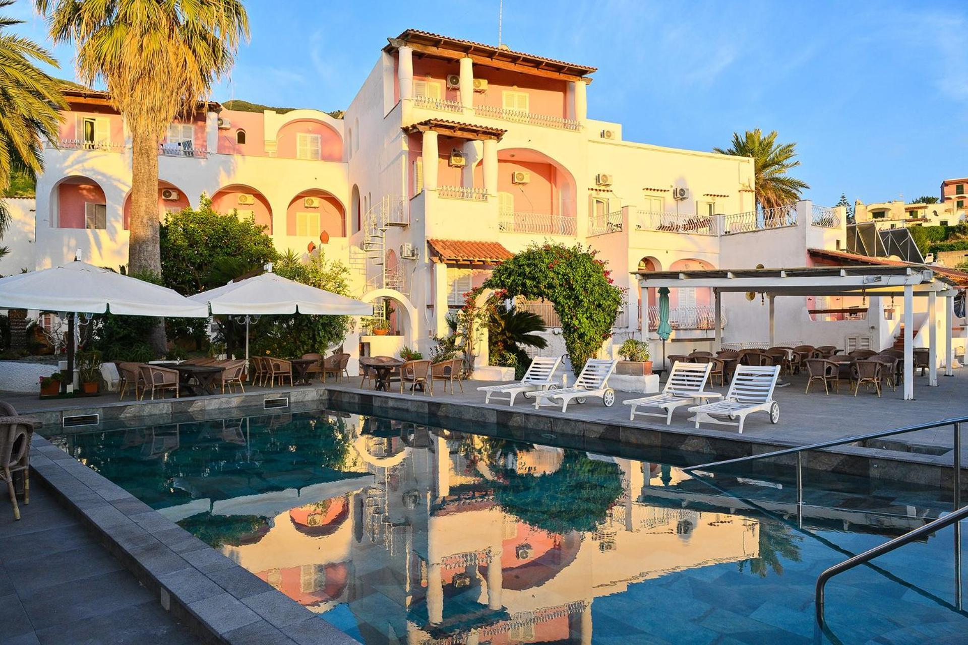 ホテル Av Club Terme Colella Forio di Ischia エクステリア 写真