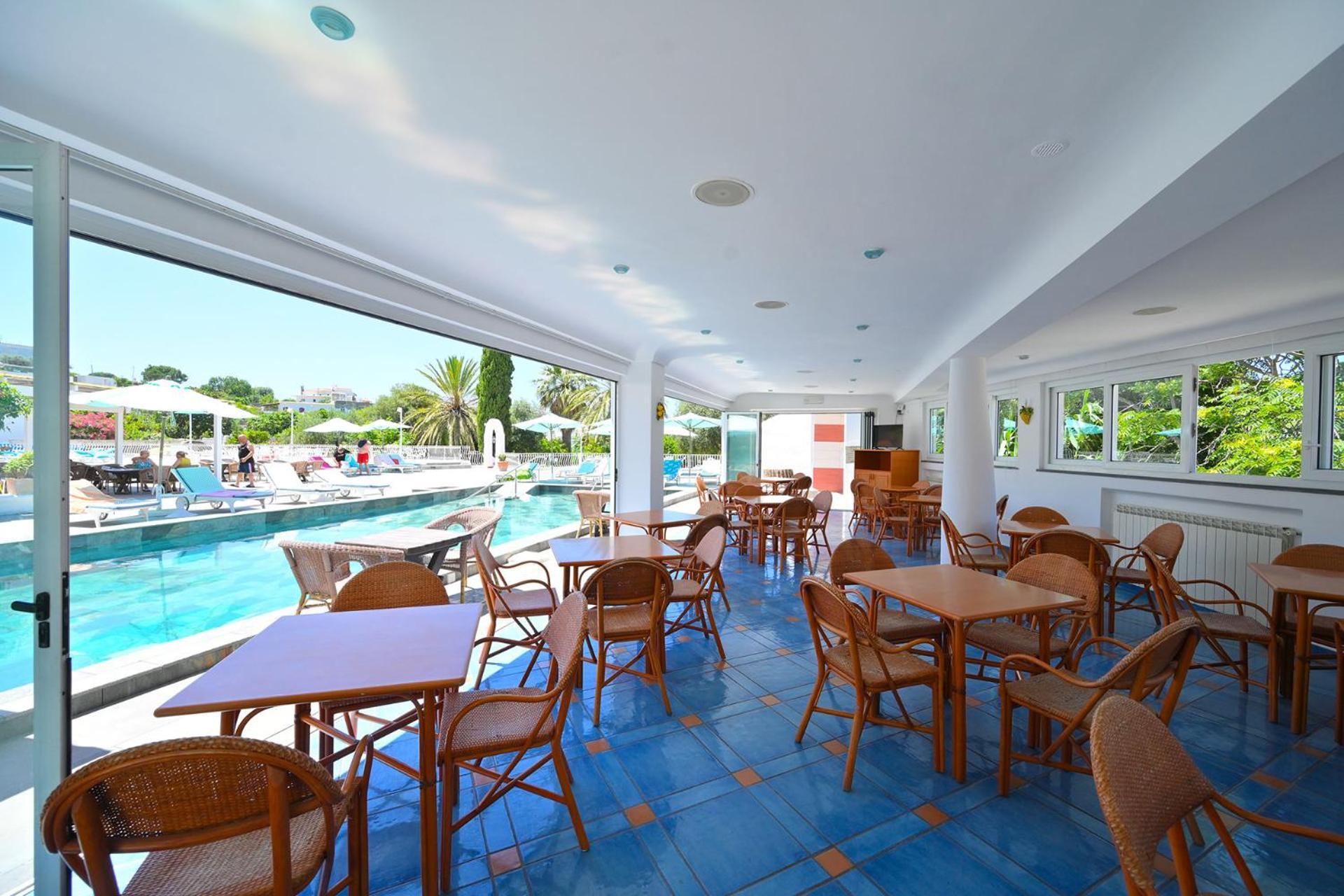 ホテル Av Club Terme Colella Forio di Ischia エクステリア 写真