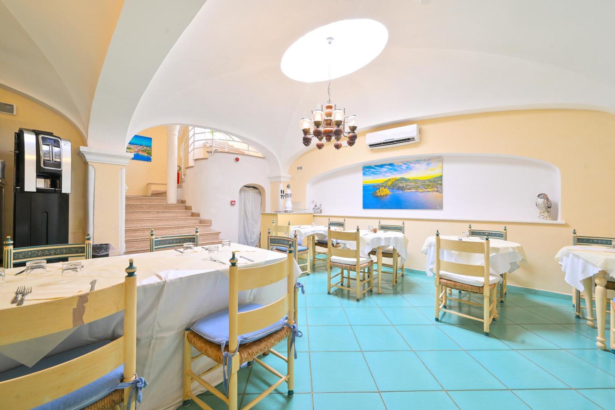 ホテル Av Club Terme Colella Forio di Ischia エクステリア 写真