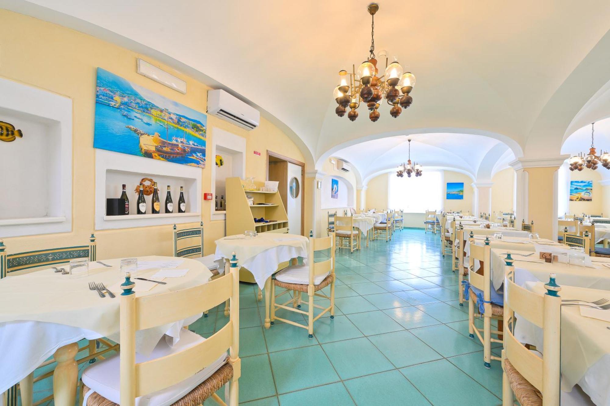 ホテル Av Club Terme Colella Forio di Ischia エクステリア 写真