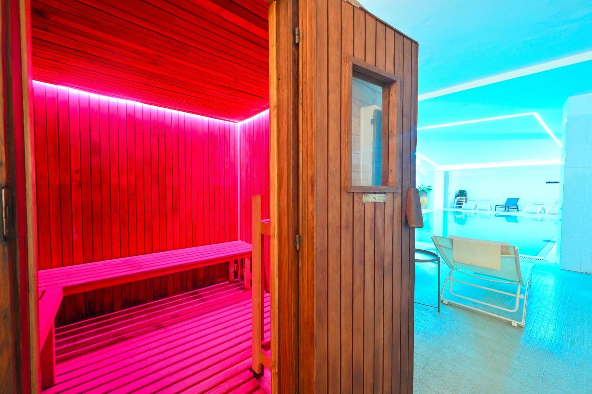 ホテル Av Club Terme Colella Forio di Ischia エクステリア 写真